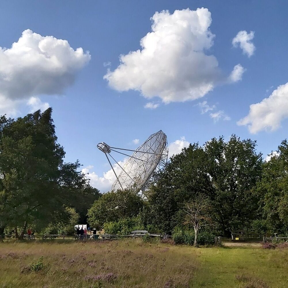 Radiotelescoop foto Alanda de Boer